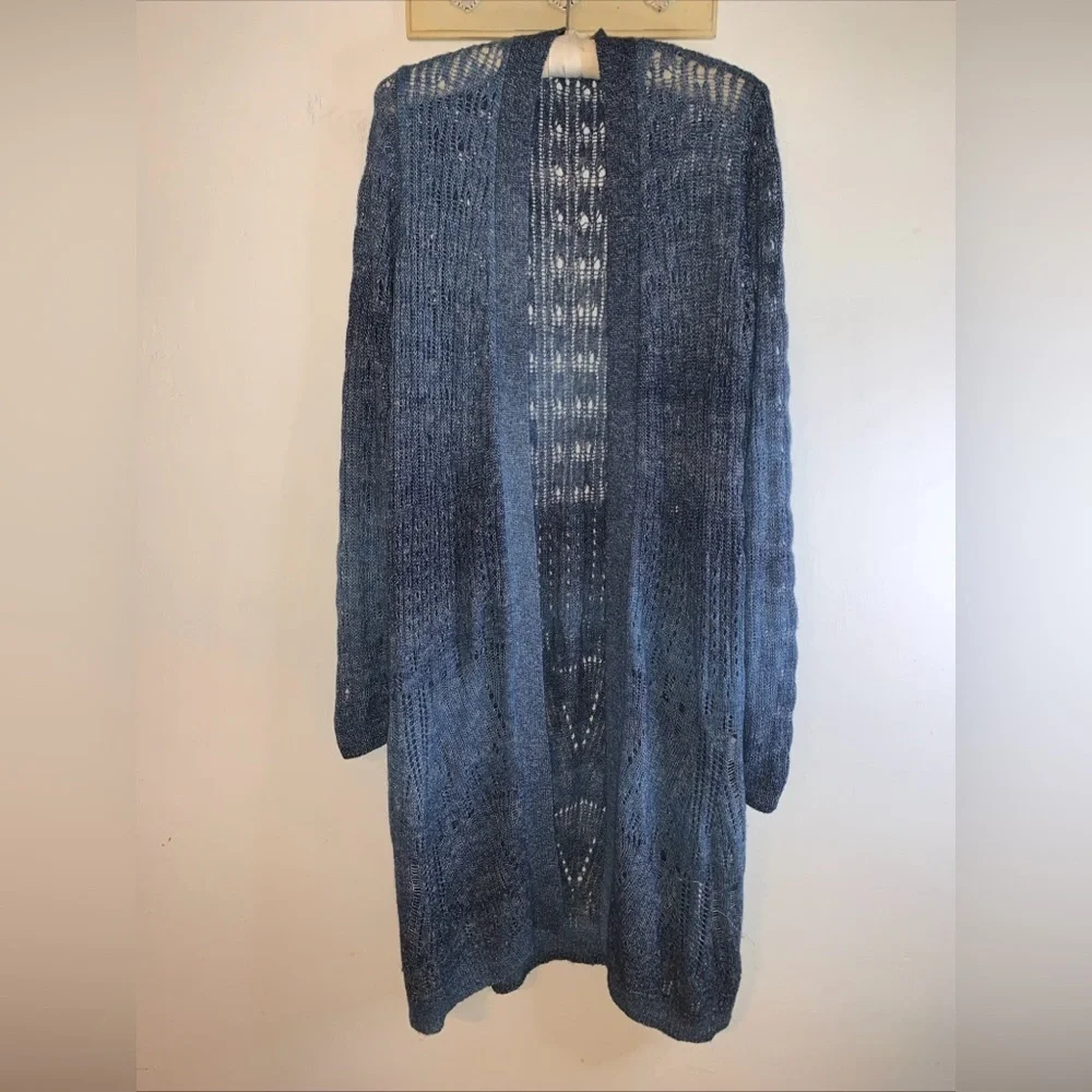 Womens Knit Cardigan Womens Blue Eyelet Long Sleeve Side Slit Sz Lg Fits XL-1X - Picture 4 of 12